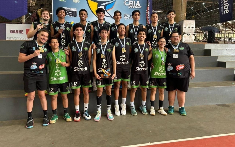 Itapagipe participa da Taça Uirapuru de Voleibol e conquista dois títulos em Uberaba