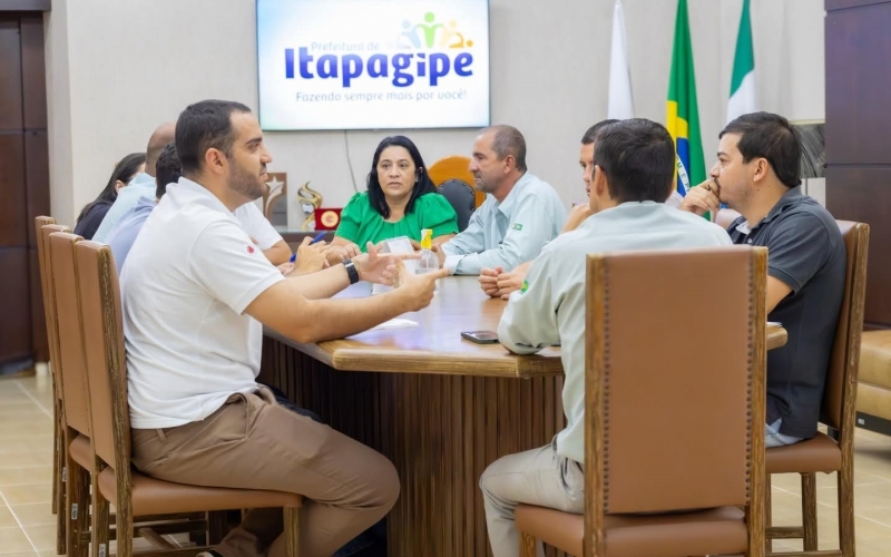Reunião define ações para limpeza de terrenos, acessibilidade urbana e atualização do Código de Posturas de Itapagipe