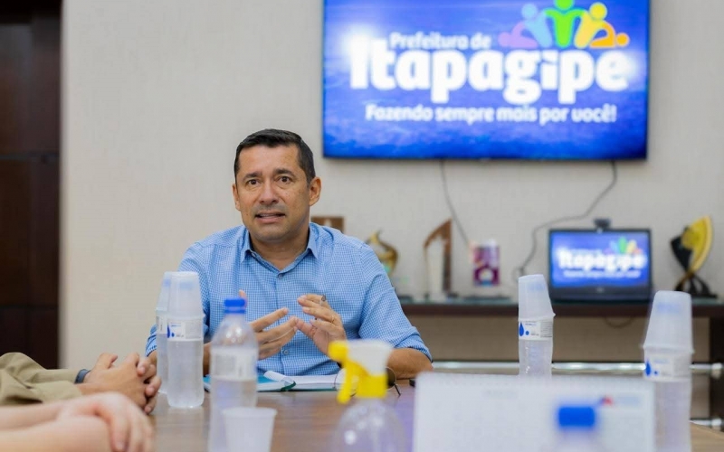 Prefeitura se reúne com CONSEP e Polícia Militar para apresentar o Programa “Cidade Mais Segura Para Todos” e anunciar n