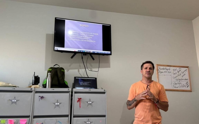 Maio Vermelho estimula prevenção e diagnóstico precoce do câncer bucal