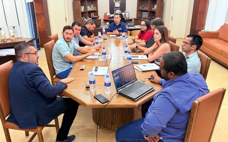 Servidores discutem  sobre Reurb, Código Tributário, Código de Posturas e obras públicas em Itapagipe