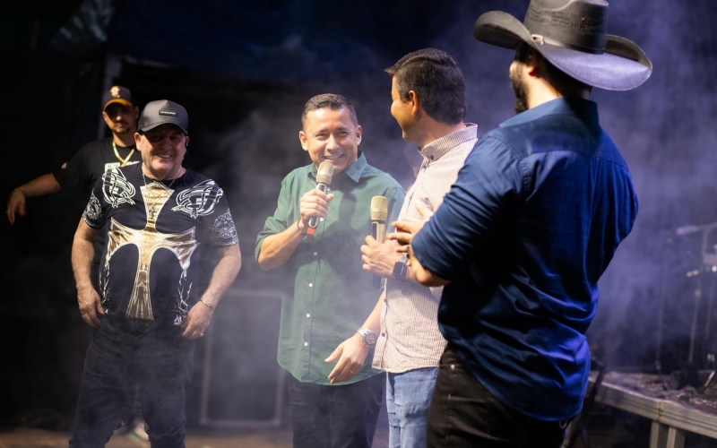 Itapagipe Celebra 76 Anos com Show de Felipe e Falcão e Anúncio do Arraiá do Lageado 2025