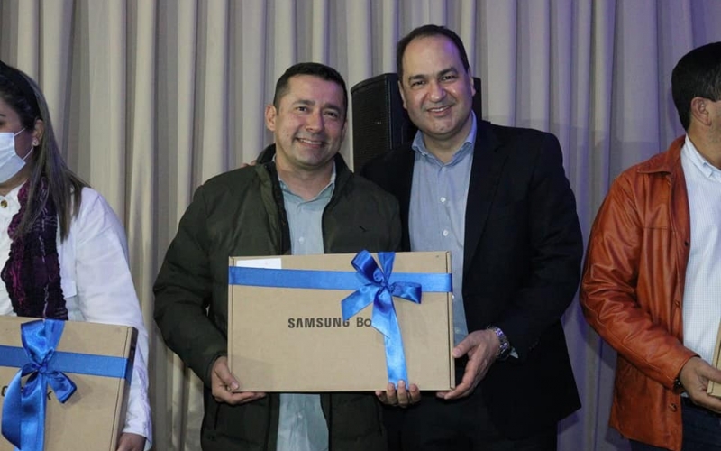 O prefeito Ricardo Garcia esteve na inauguração da Agência de atendimento do SEBRAE-MG Microrregião de Frutal