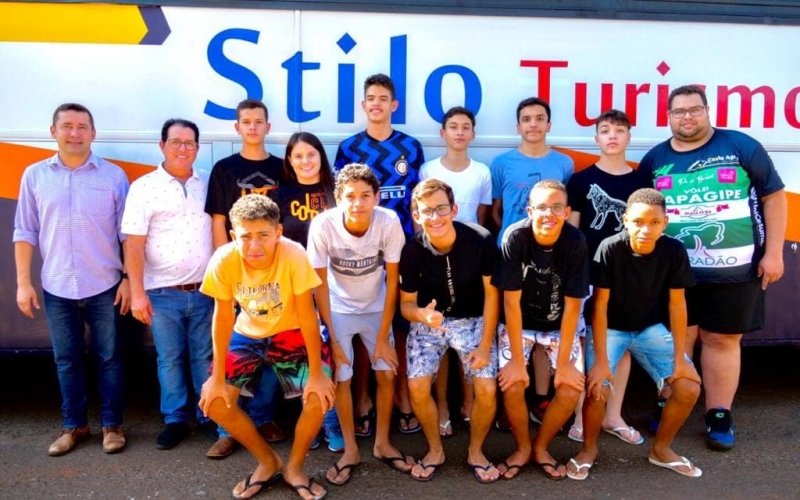Equipe de vôlei ''módulo II, partiu no início da tarde de hoje, para a etapa estadual do JEMG 2022 em Uberaba