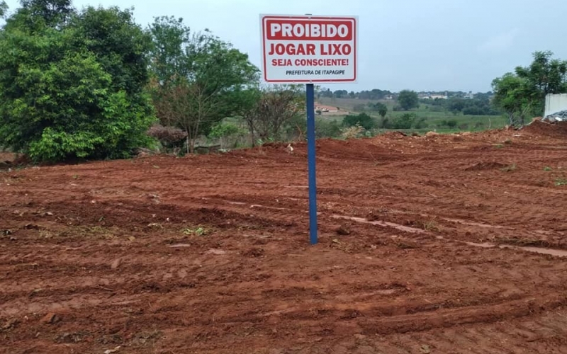 Pedimos a colaboração e compreensão de toda a comunidade para que não coloque lixos nas entradas da cidade