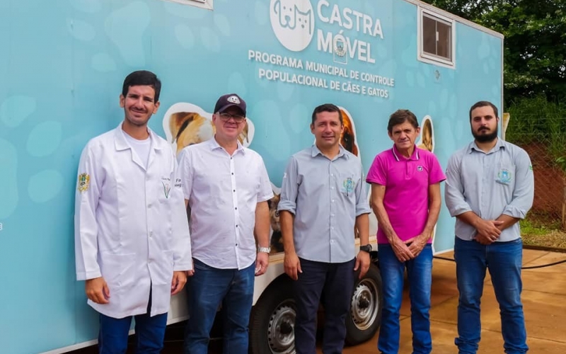 Prefeito e vereadores visitam Canil municipal