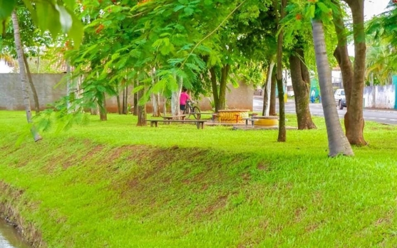 Entra ano e sai ano e nosso compromisso continua o mesmo, que é zelar pela nossa cidade com o carinho 