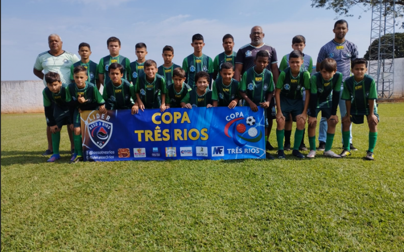 No sábado, 12 de novembro, nossas  equipes Sub-12 e 14 foram até Palestina, buscando a classificação